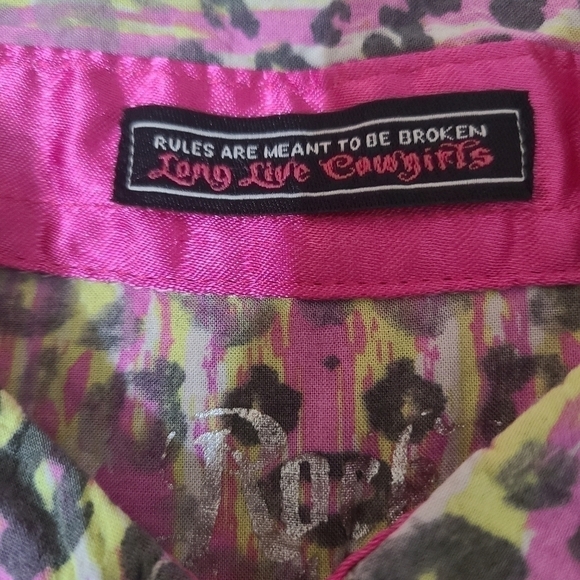 Rock 47 by Wrangler| Long Sleeve Button Down Shirt - Picture 5 of 6